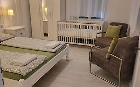 Bastis Central Guesthouse Lucerne City