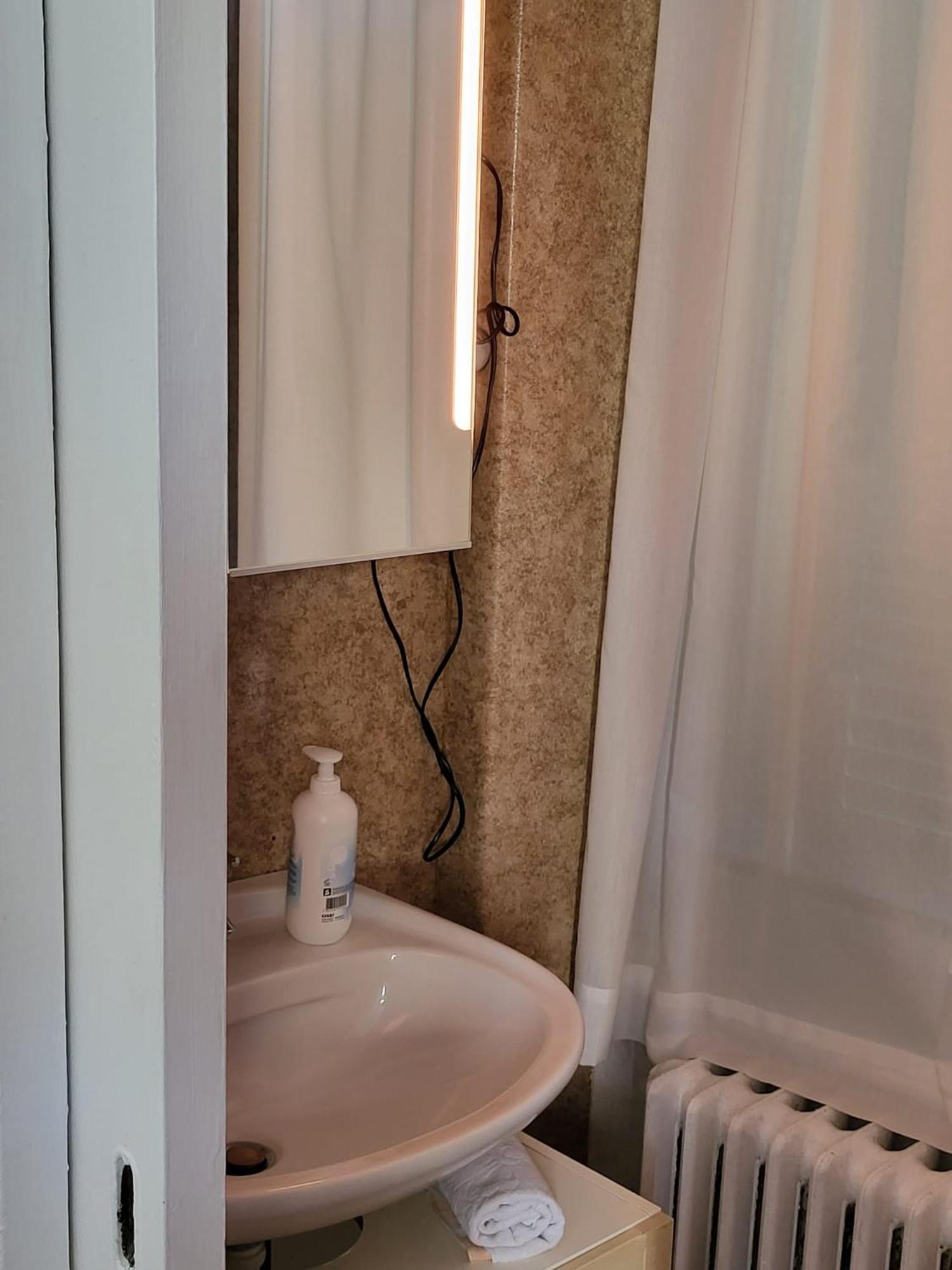 Bastis Central Guesthouse Lucerne City Esterno foto